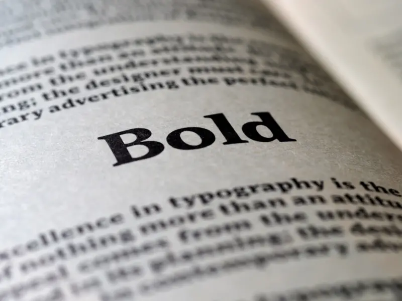 Visual Storytelling for B2B Blogs: Turning Data into Share‑Worthy Graphics