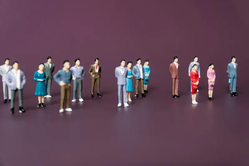 Digital Neighborhoods: Rebuilding Trust in a Hyper‑Connected World