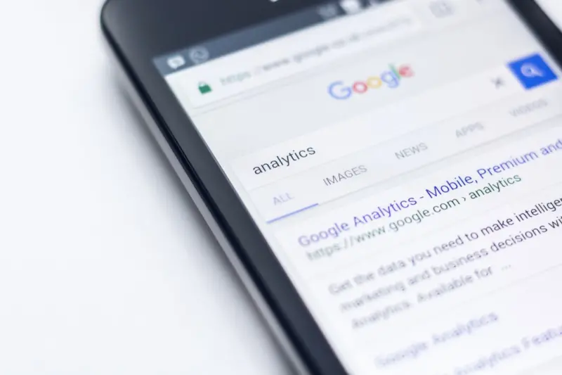 Privacy‑First Search Engine Marketing: Turning Constraints into Competitive Edge