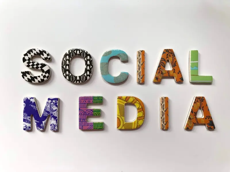 Social Media as a Real‑Time Innovation Lab for SaaS Growth