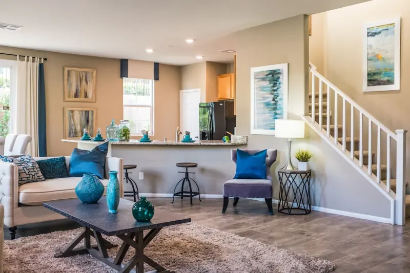 Quiet Power Hub: Low‑Tech Home Comfort Tips