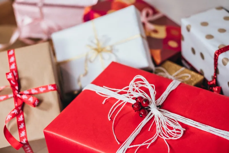 The Art of Mindful Gifting: How to Choose Presents That Truly Connect