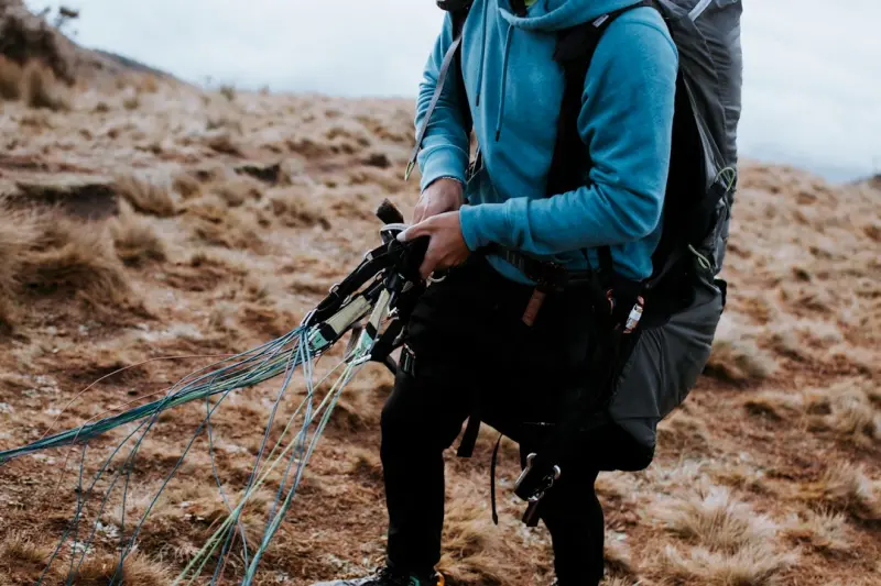 Silent Hiking: Harnessing Minimalist Tech for Deeper Nature Connections