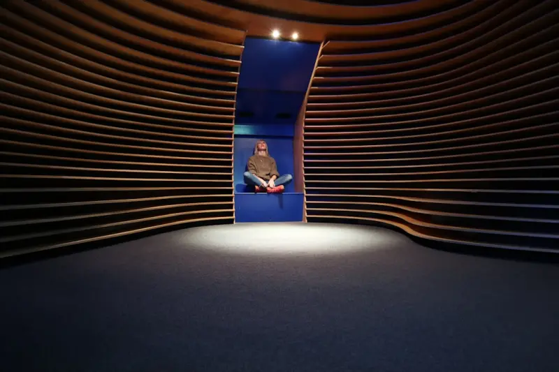 Silence by Design: Crafting Acoustic Wellness in Modern Interiors