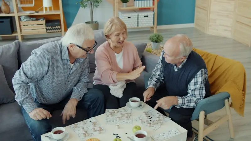 Rediscovering Community: How Seniors Can Thrive in the Digital Age