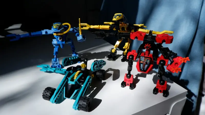 Playful Power Moves: How Modern Toys are Re‑energizing the Workplace