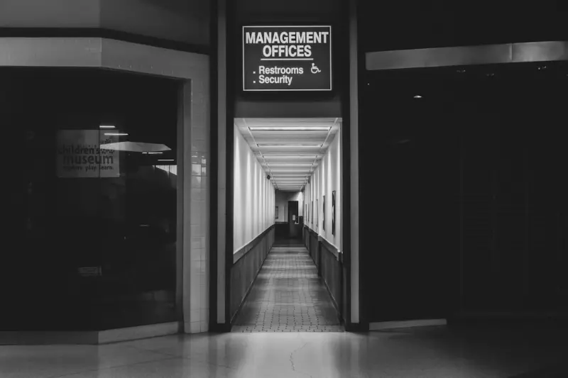AI Knowledge Management: From Information Overload to Strategic Insight