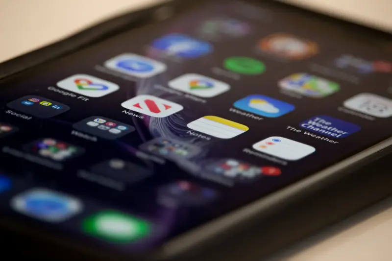 Why Mobile Apps Are the New Front Door for Enterprise SaaS Why Mobile Apps Are the New Front Door for Enterprise SaaS