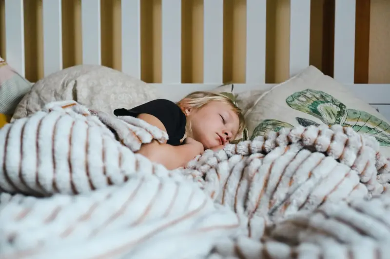 Creating a Sensory‑Friendly Sleep Sanctuary for Babies