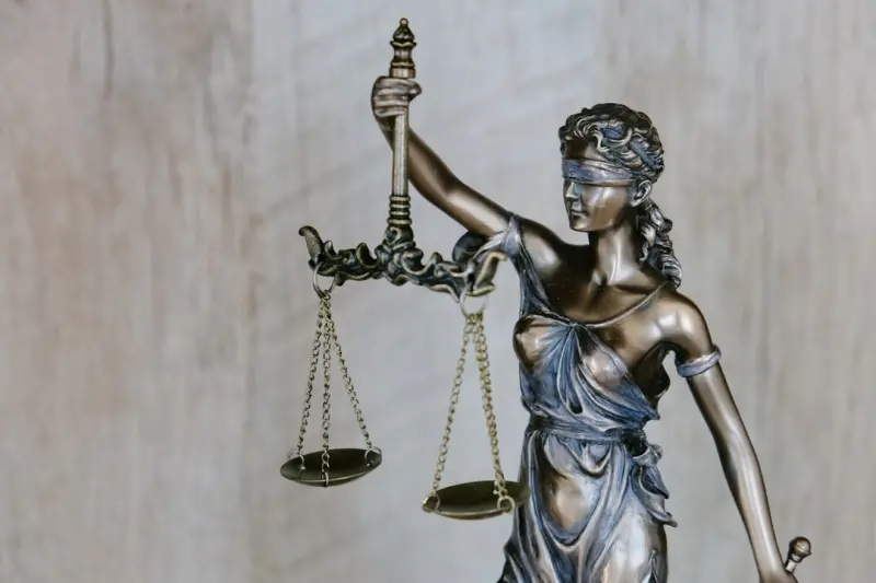 When AI Becomes Your Lawyer: Navigating the New Frontier of Automated Legal Advice