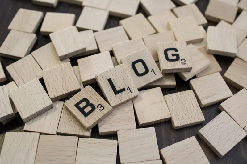 From Noise to Narrative: Crafting Blog Posts That Resonate in the SaaS Crowd