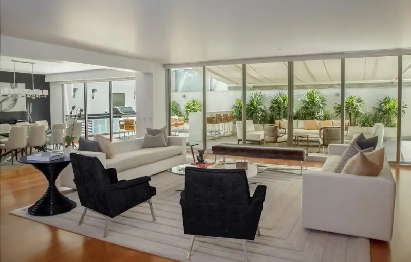 Designing Adaptive Multi‑Use Rooms for Modern Living