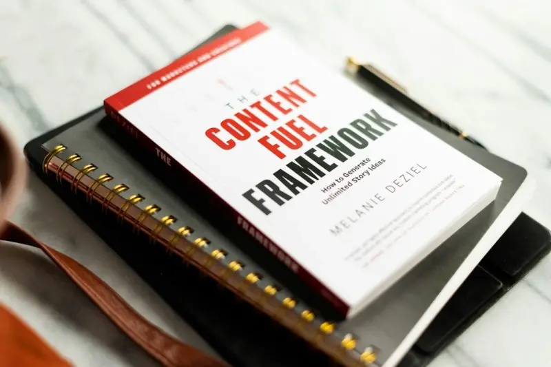 Context‑Aware AI Assistants: A Toolbox for Knowledge Workers