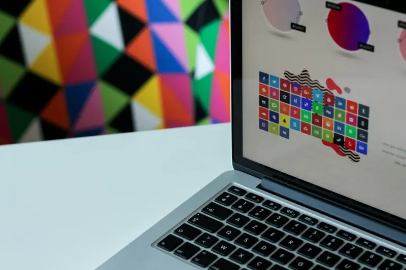 When Web Design Meets Cognitive Science: Reducing Mental Friction