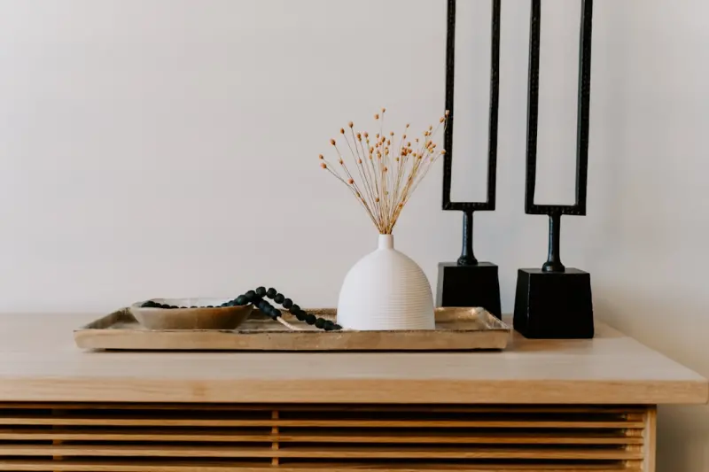 When Home Meets Hub: Crafting Interiors That Power Remote Creativity