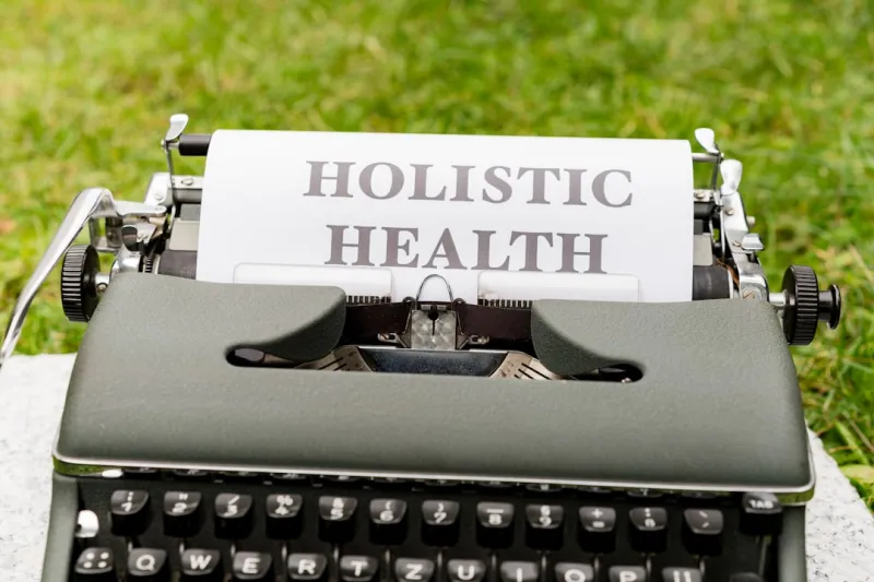 Holistic Health Hacks: Sustainable Practices for Everyday Vitality