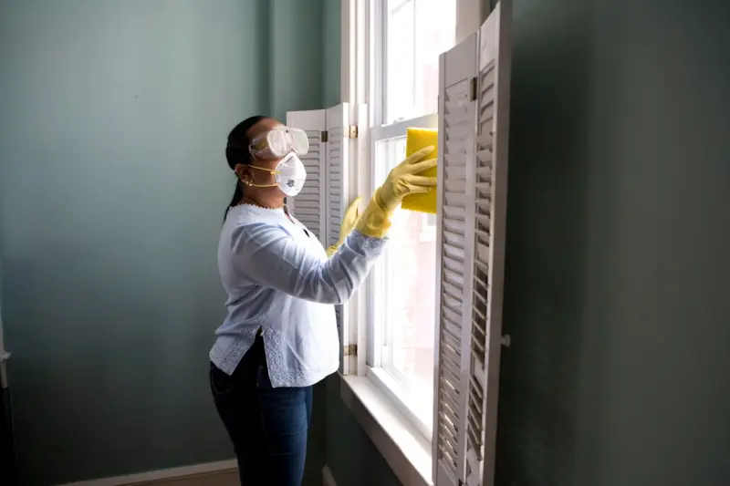 Green Cleaning for Small Spaces: Building a Portable, Zero‑Waste Toolkit