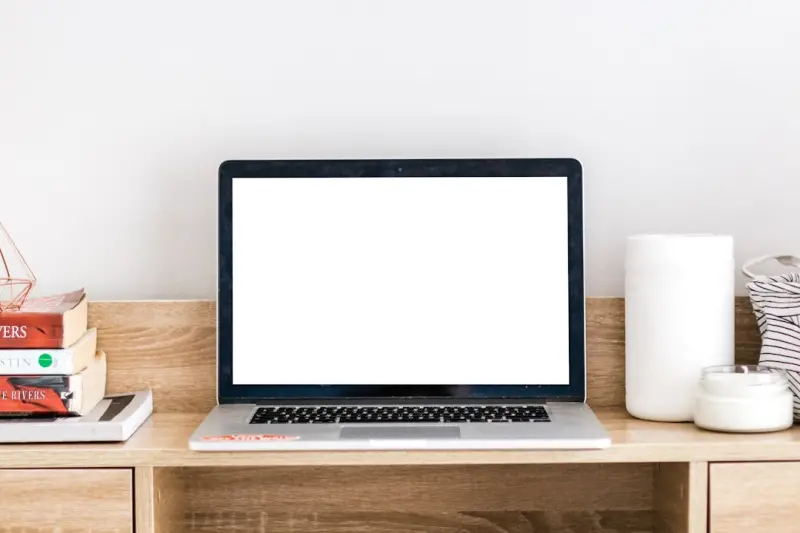 Turning Your Laptop Into a Personal Knowledge Engine