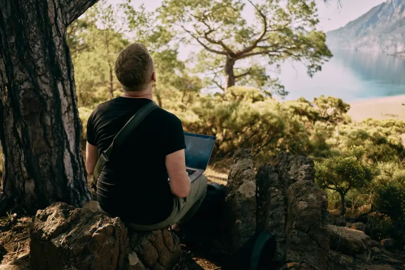 Digital‑Detox Hiking: Reconnect with Nature on Your Own Terms