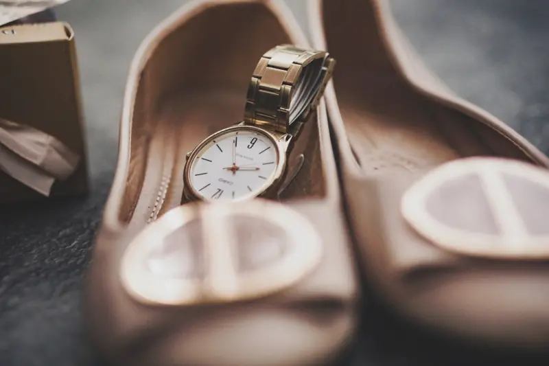 How to Build a Wedding Time Capsule That Connects Generations