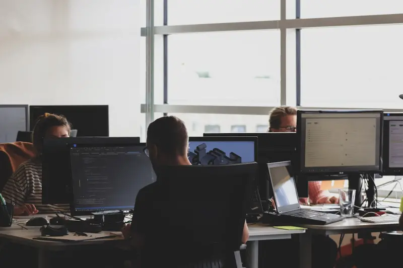 Beyond the Screen: Greening Your Digital Workspace